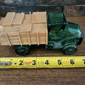 Avon Cologne Green and Tan Glass Truck Figurine